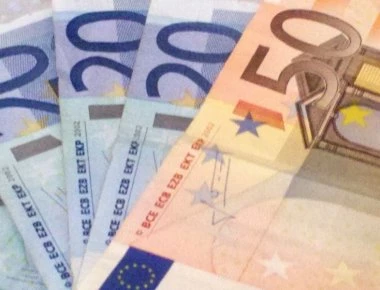 Εκ νέου υποχώρηση του ευρώ στην αγορά συναλλάγματος